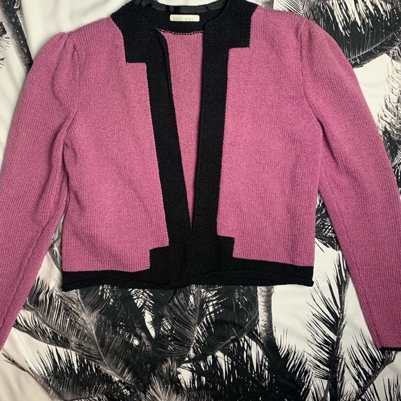 Adorable VINTAGE Cardigan - Picture 9 of 12